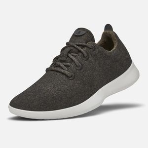ISO women’s wool runner Allbirds size 8
